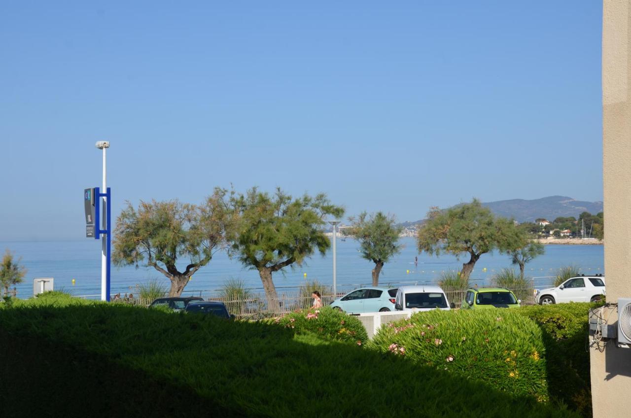 Les Pieds Dans L'Eau Saint-Cyr-sur-Mer Exterior foto